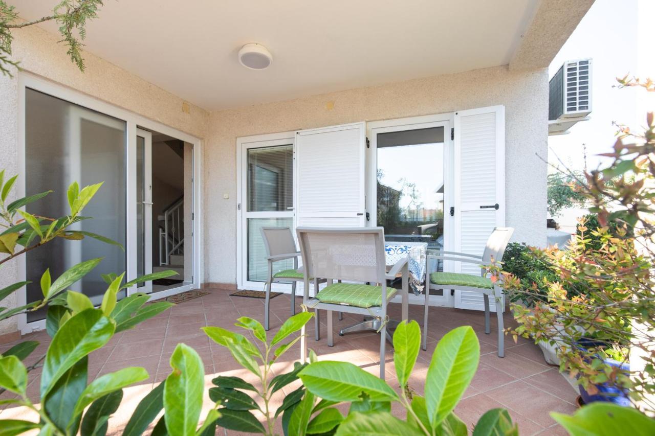 Apartmani "Ruza" โพราต ภายนอก รูปภาพ